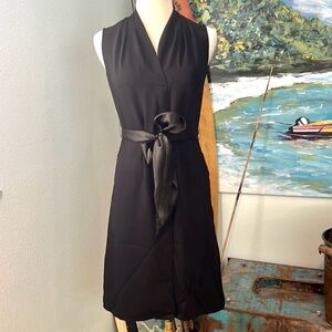 🖤Mika Mindel,Naomi Noir Tie-Waist Dress, UNIQUE Zipper POCKETS, EUC,size 4